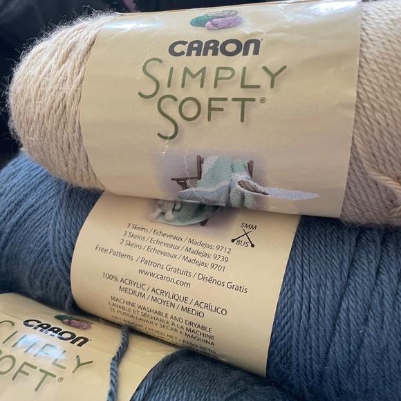 Yarn 🧶 - Picture 3 of 6